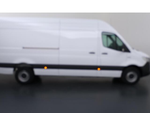 Mercedes-Benz eSprinter 320 L3 H2 PRO | 56 kWh | Navigatiesysteem | DC laden 115 kWh | Winter pakket Plus | Cruise-Controle |