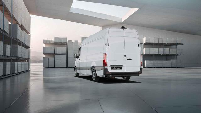 Mercedes-Benz eSprinter 314 | L3 H2 | PRO | 81 kWh | LED KOPLAMPEN | DODEHOEKASSISTENT | AIRCO | PARKEERCAMERA | 300 KM WLTP | STOELVERWARMING | APPLE CARPLAY / ANDROID AUTO | CRUISE CONTROL | SNEL LEVERBAAR!