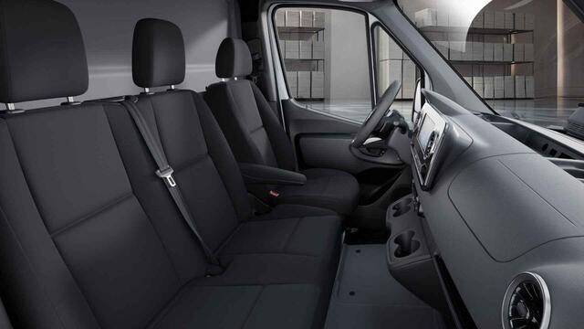 Mercedes-Benz eSprinter 314 | L3 H2 | PRO | 81 kWh | LED KOPLAMPEN | DODEHOEKASSISTENT | AIRCO | PARKEERCAMERA | 300 KM WLTP | STOELVERWARMING | APPLE CARPLAY / ANDROID AUTO | CRUISE CONTROL | SNEL LEVERBAAR!