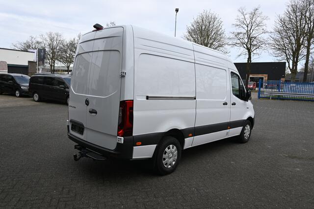 Mercedes-Benz eSprinter 320 L2H2 Select 81kWh LED, Smartphone integratie, Navigatie, Trekhaak, Etc.