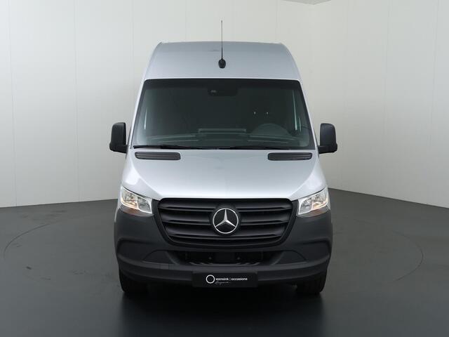 Mercedes-Benz eSprinter 314 / 414 L3 | PRO | 113 kWh | ACHTERUITRIJCAMERA | OPSTAP ACHTER | 270 ACHTERDEUREN | AIRCO | GROOT MBUX SYSTEEM | CRUISE CONTROL | STOELVERWARMING | CERTIFIED