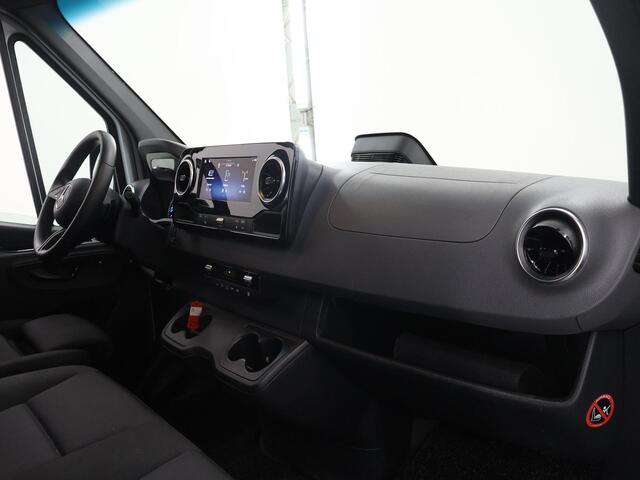 Mercedes-Benz eSprinter 320 L2 PRO | L2 H2 | 81 kWh | SNELLADEN 115 kWh | ACHTERUITRIJCAMERA | STOELVERWARMING | AIRCO | SMARTPHONE INTEGRATIE PAKKET | 3-ZITS | CRUISE CONTROL | W73 OPSTAP ACHTERDEUREN | CERTIFIED
