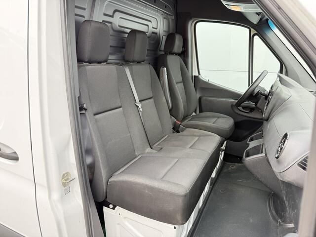 Mercedes-Benz eSprinter 312 55 kWh L2H2 Elektrisch 145km WLTP 80kw Snelladen Climate Control