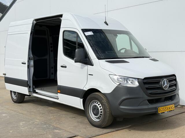 Mercedes-Benz eSprinter 312 55 kWh L2H2 Elektrisch 145km WLTP 92,6% (SOH) 80kw Snelladen Climate Control Camera