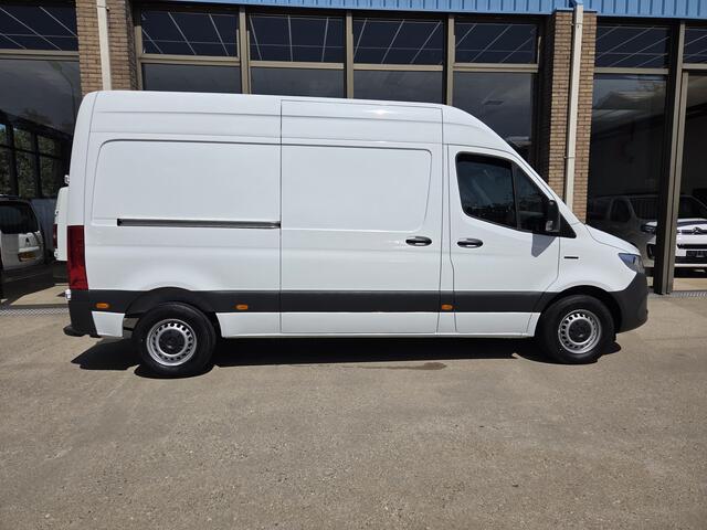 Mercedes-Benz eSprinter eSprinter L2H2 55 kWh Airco Achteruitrijcamera 270 gr doordraai deuren