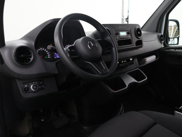 Mercedes-Benz eSprinter L2 H2 | 55 kWh | 141 KM WLTP | 2-ZITS | PARKEERCAMERA | STOELVERWARMING | CERTIFIED