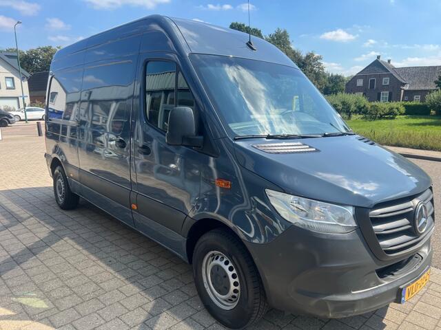 Mercedes-Benz eSprinter ESPRINTER L2H2 55KWH