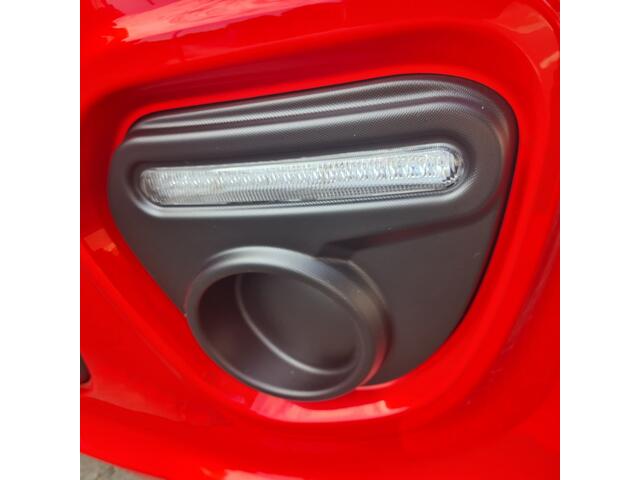 Microcar M.GO 6X SUN MET AIRCO + STUURBEKRACHTIGING LAGE KM.STAND