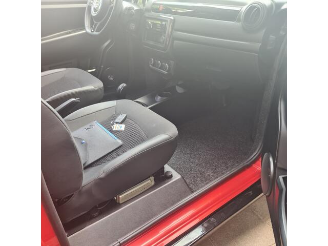 Microcar M.GO 6X SUN MET AIRCO + STUURBEKRACHTIGING LAGE KM.STAND