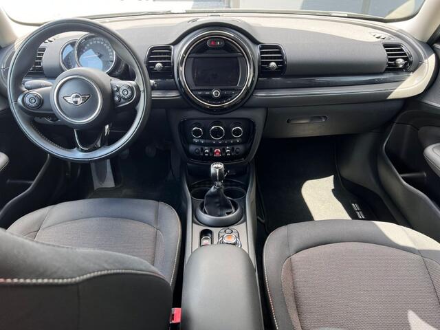 Mini CLUBMAN 1.5 One Pepper Serious Business / Pdc achter / Navi / Stoelverw.