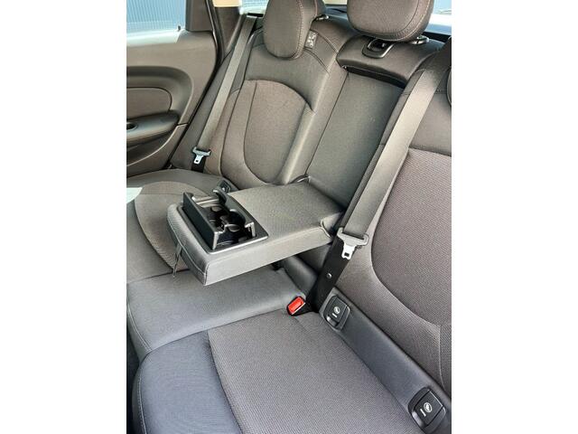Mini CLUBMAN 1.5 One Pepper Serious Business / Pdc achter / Navi / Stoelverw.