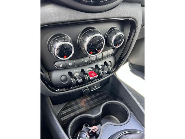 Mini CLUBMAN 1.5 One Pepper Serious Business / Pdc achter / Navi / Stoelverw.