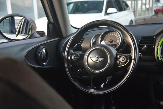 Mini CLUBMAN Mini 1.5 One D Business Edition | Navigatie | Sportstoelen | Clima | PDC | NL auto!! |