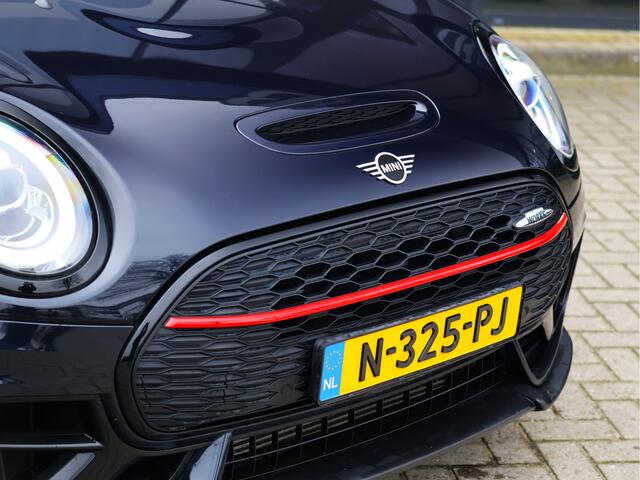 Mini CLUBMAN Mini 2.0 JCW ALL4 306PK *ACC*H/K*Pano*Leder*LED*