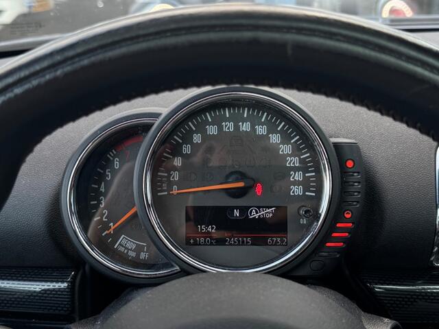 Mini CLUBMAN 1.5 Cooper Pepper Serious Business - schuif/kanteldak - navi