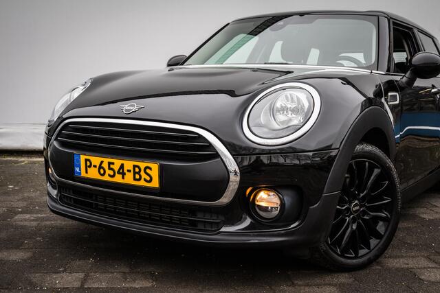 Mini CLUBMAN Mini 1.5 Aut. Pepper Navigatie/ Climate control/ Cruise control/ Pdc/ 17" Lmv/ Armsteun
