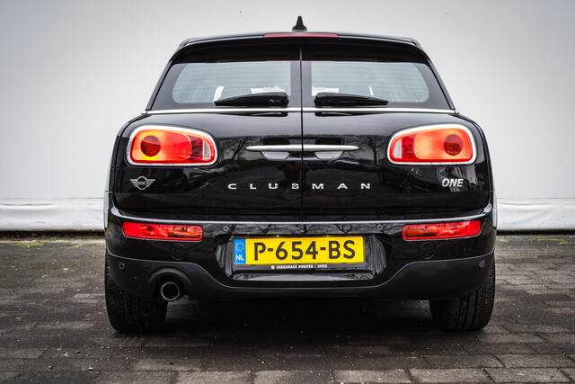 Mini CLUBMAN Mini 1.5 Aut. Pepper Navigatie/ Climate control/ Cruise control/ Pdc/ 17" Lmv/ Armsteun