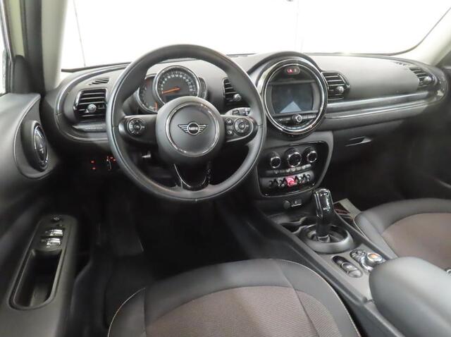 Mini CLUBMAN Mini 1.5 One Chili (102 PK) Keurig-Onderh. BOVAG-Garantie. NL-Auto. Navigatie/Apple-Carplay/Android-Auto, Cruisecontrol, Keyless-Entry/Start, Parkeersensoren, Bluetooth, Lm-Velgen-17Inch, Privacy-Glas
