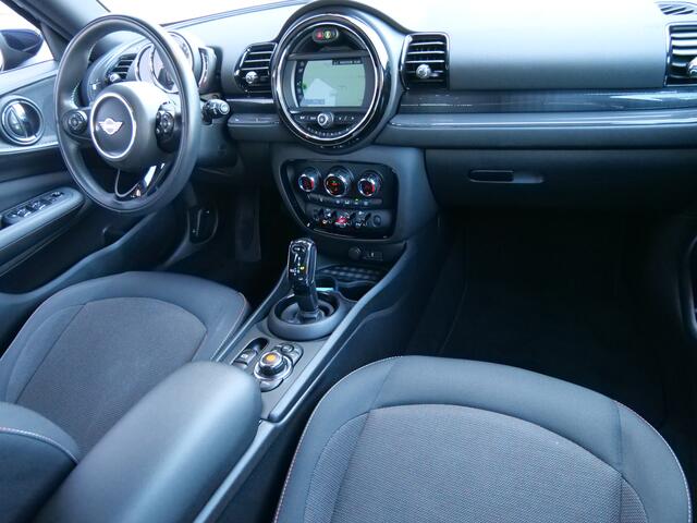 Mini CLUBMAN Mini 1.5 One 102pk Salt Automaat Apple Carplay / Navigatie / Cruise Control