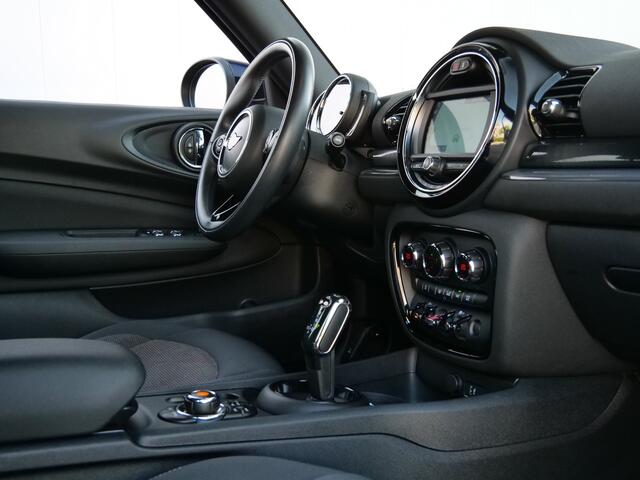 Mini CLUBMAN Mini 1.5 One 102pk Salt Automaat Apple Carplay / Navigatie / Cruise Control