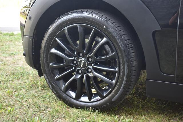 Mini CLUBMAN Mini 1.5 One Chili Serious Business Navigatie Keyless-go Cruise