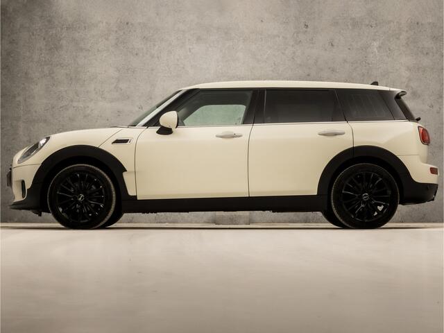 Mini CLUBMAN Mini 1.5 One Pepper Sport Automaat (NAVIGATIE, CLIMATE, STOELVERWARMING, GETINT GLAS, SPORTSTOELEN, CRUISE, PARKEERSENSOREN, NIEUWSTAAT)