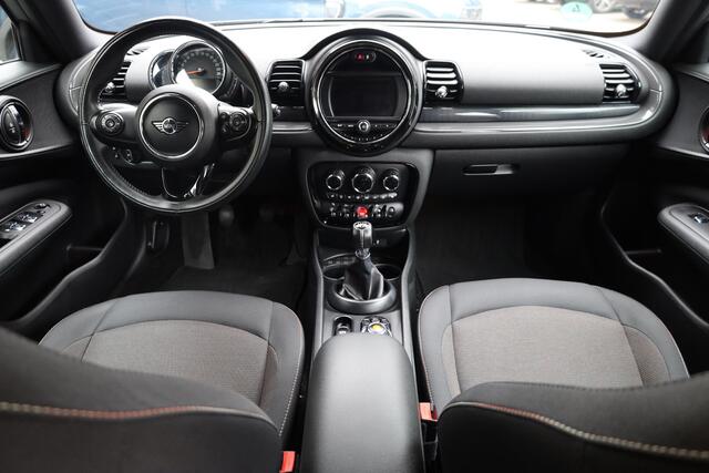 Mini CLUBMAN Mini 1.5 One D Chili CARPLAY RUIT/STOELVERW DAB CRUISE CLIMA NAVI 2XPDC 17''LMV DUO-TONE ZWARTE-HEMEL