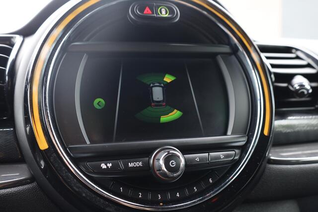 Mini CLUBMAN Mini 1.5 One D Chili CARPLAY RUIT/STOELVERW DAB CRUISE CLIMA NAVI 2XPDC 17''LMV DUO-TONE ZWARTE-HEMEL