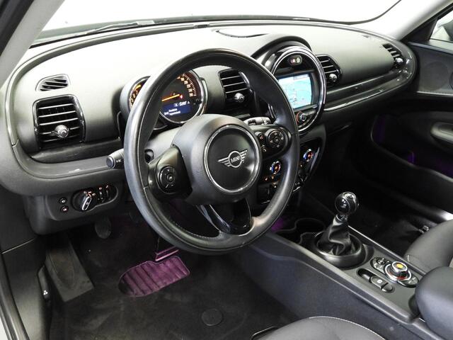 Mini CLUBMAN Mini 1.5 One Salt NAVI/CLIMA/PDC/17"LMV!