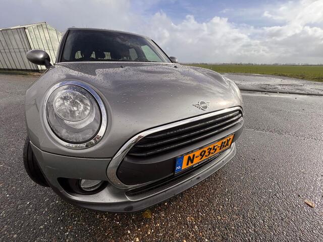 Mini CLUBMAN Mini 1.5 One Salt Business Editie | SCHUIF/KANTELDAK | NAVI | PDC | CLIMATE CONTROL | LMV 17'' | STOELVERWARMING | KEYLESS | BLUETOOTH