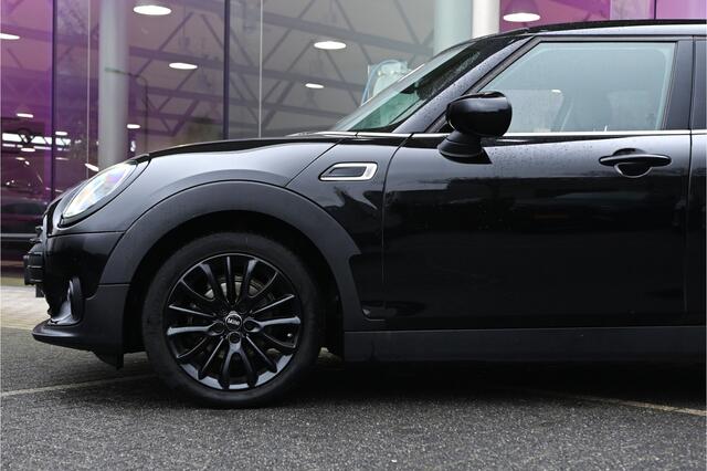 Mini CLUBMAN One Classic / Comfortstoelen / LED / PDC / Cruise Control / Navigatie / Apple CarPlay / 17" LMV
