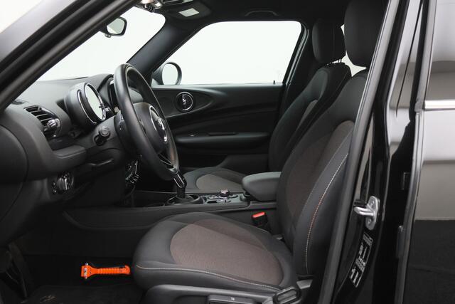 Mini CLUBMAN Mini 1.5 One Business Edition Automaat Navigatie, Climate, Cruise, PDC, 17"