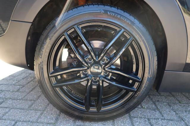 Mini CLUBMAN 1.5 ONE , AUTOMAAT , NAVI ENZ....