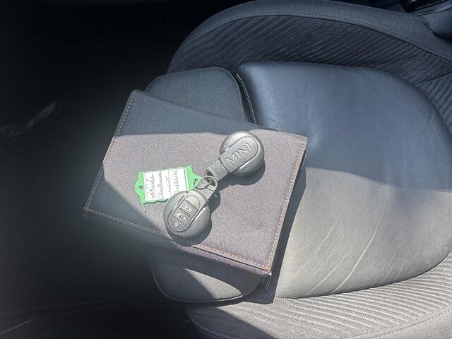 Mini CLUBMAN Mini 1.5 One Chili Serious Bns,1/2SPleer,led,ecc,