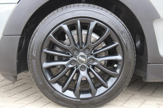Mini CLUBMAN 1.5 ONE Pepper Serious Buss. Climate Templim. Blackline PDC 17LM