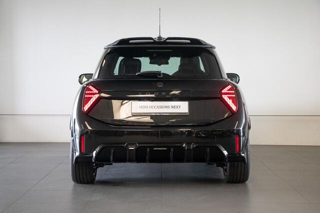 Mini COOPER 3-deurs 1.5 C John Cooper Works | Glazen Panoramadak | Headup display | Driving Assistant |