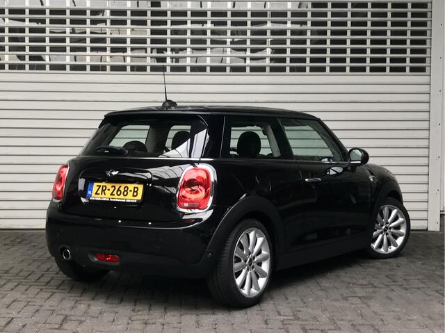 Mini COOPER 1.5 CHILI Rijklaarprijs!