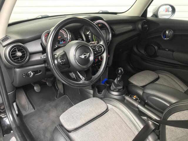 Mini COOPER 1.5 CHILI Rijklaarprijs!