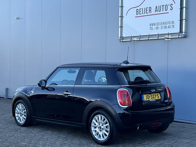 Mini COOPER Mini 1.5 Business Navi/Bluetooth/Camera.