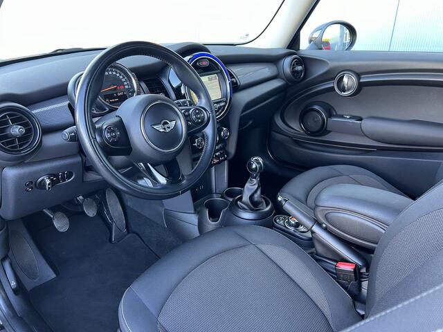 Mini COOPER Mini 1.5 Business Navi/Bluetooth/Camera.