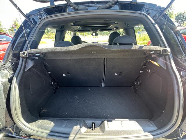 Mini COOPER Mini 1.5 Chili Serious Business JCW Navi Pano NAP