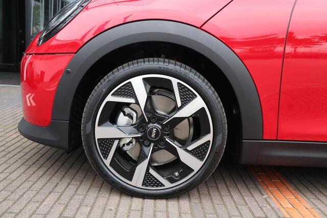 Mini COOPER Mini 1.5 C | Classic Trim + Package M