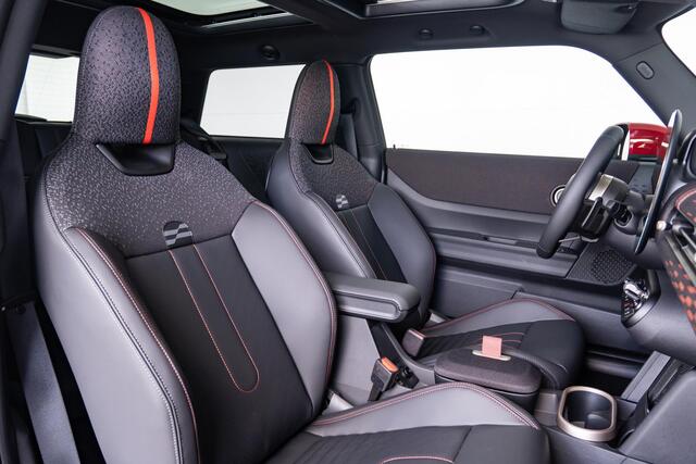 Mini COOPER 3-deurs C | John Cooper Works Trim + Package XL