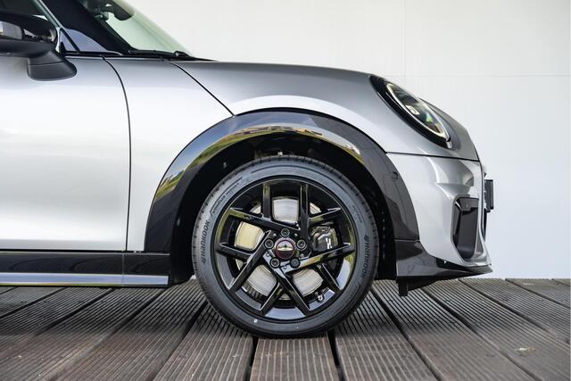 Mini COOPER 3-deurs C Aut. JCW pakket + M Package