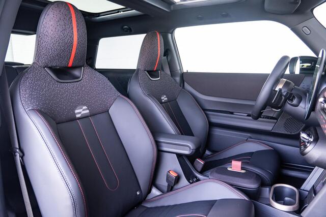 Mini COOPER 3-deurs C Aut. JCW pakket + M Package