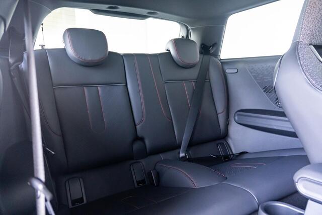 Mini COOPER 3-deurs C Aut. JCW pakket + M Package