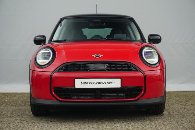 Mini COOPER 3-deurs C Classic / Comfort Acces / Stoelverwarming / Parking Assistant / Driving Assistant