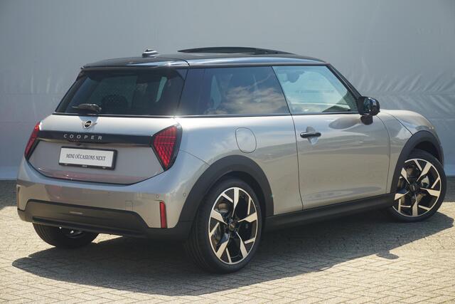 Mini COOPER 3-deurs C Panorama Dak / Head-Up / Stoelverwarming