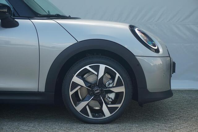 Mini COOPER 3-deurs C Panorama Dak / Head-Up / Stoelverwarming