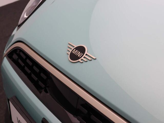 Mini COOPER 3-deurs C | Favoured Trim + Pakket L + Panoramadak + Harman Kardon + Driving Assistant